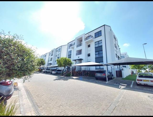3 BEDROOM TOWNHOUSE FOR SALE IN GREENSTONE HILL